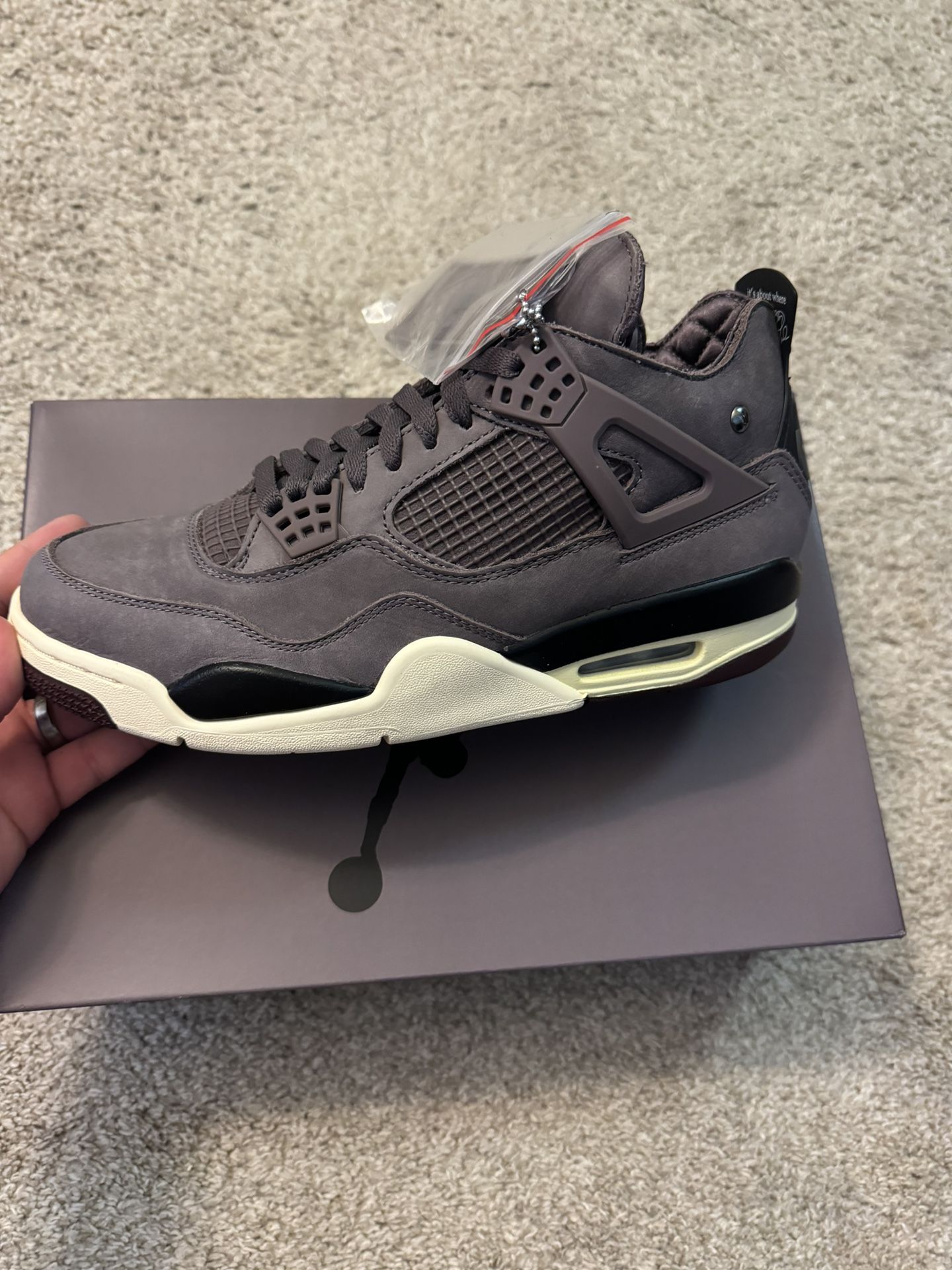 Jordan 4 A Ma Maniere Size 9