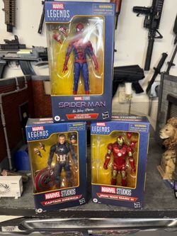 Marvel Legends lot of (3)