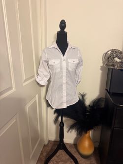 Women’s dress shirt