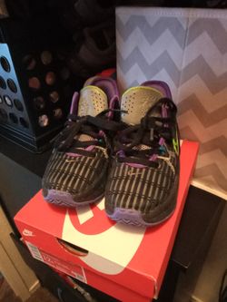 boys lebrons size 11c