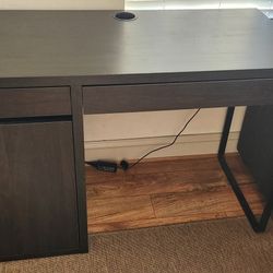 Computer Desk With Drawers And Shelves 
