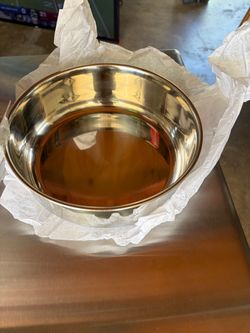 4 stainless steel medical bowls
