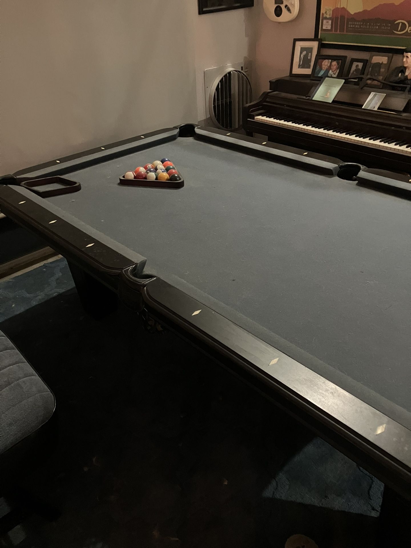 Full Size 8 Foot Pool Table For Sale