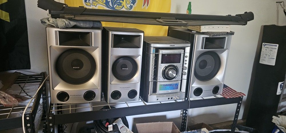 Early 2000s Sony Home Stereo