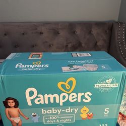 Pampers Size 5