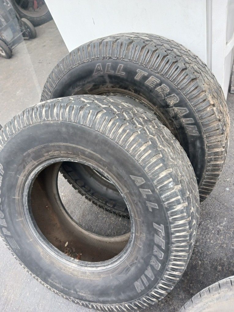 Pro Comp All-terrain AT 35x12.50R17