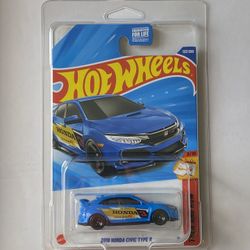 Hot Wheels 2018 Honda Civic Type R HW Then and Now 3/10