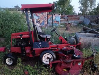 Toro riding  commercial lawn mower ground master