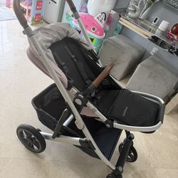 UPPAbaby CRUZ V2 Stroller