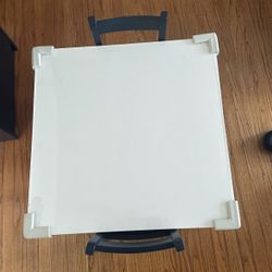 Pottery Barn Kids Table With 2 Set Of Chair