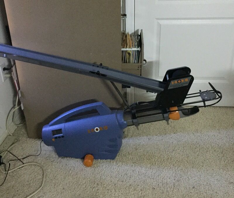 Zooka pitching machine and autoloader