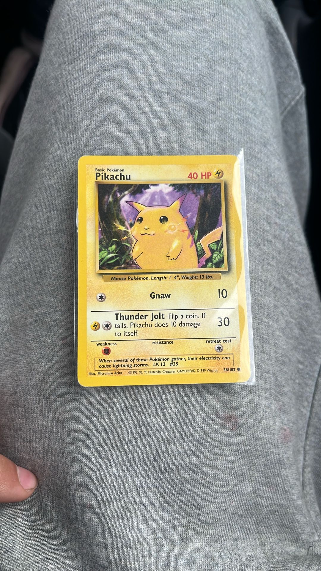 1999 Pokemon Base Set Unlimited Shadowed Yellow Cheeks Pikachu 58/102