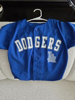 Kids clothing