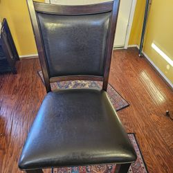 DINING ROOM TABLE AND 6 CHAIRS