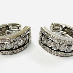 18K White Gold Diamond Earrings