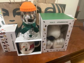 Starbucks x snoopy