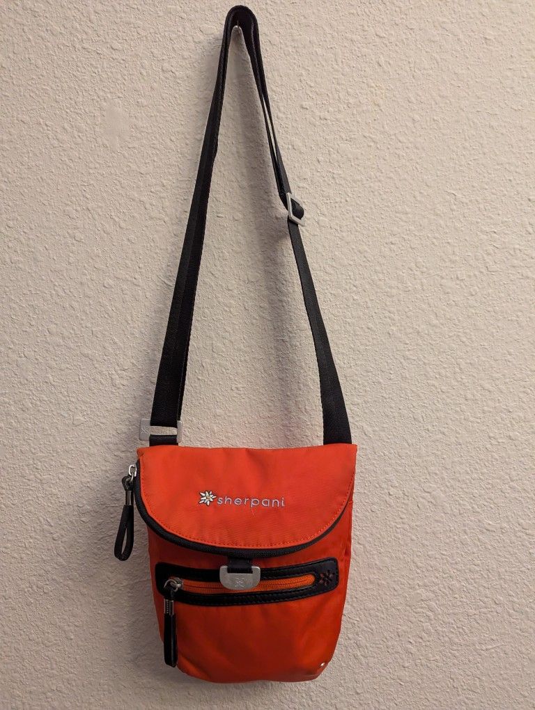 SHERPANI Purse