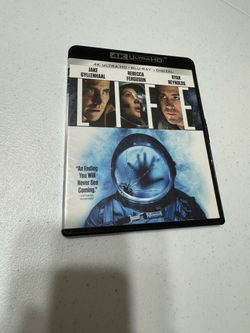 Life 4K Ultra HD + Blu-ray + Digital