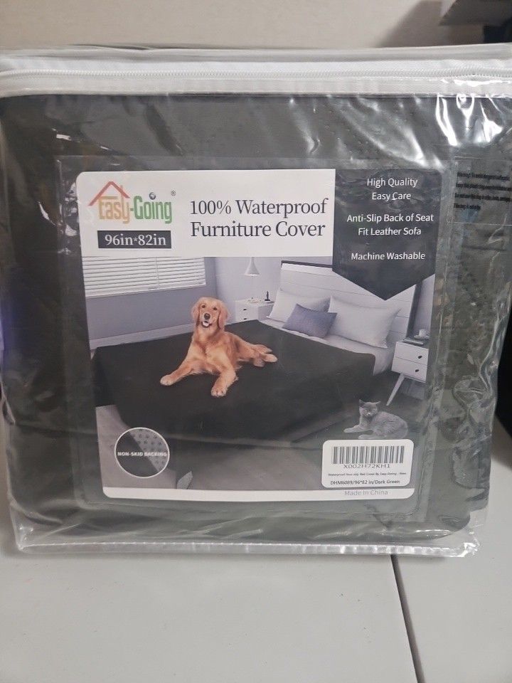 Easy-Going 100% Waterproof Dog Bed Cover Reversible Leak Proof Couch Cover Washable Sofa Cover Furniture Protector Blanket for Pets Kids Children Dog