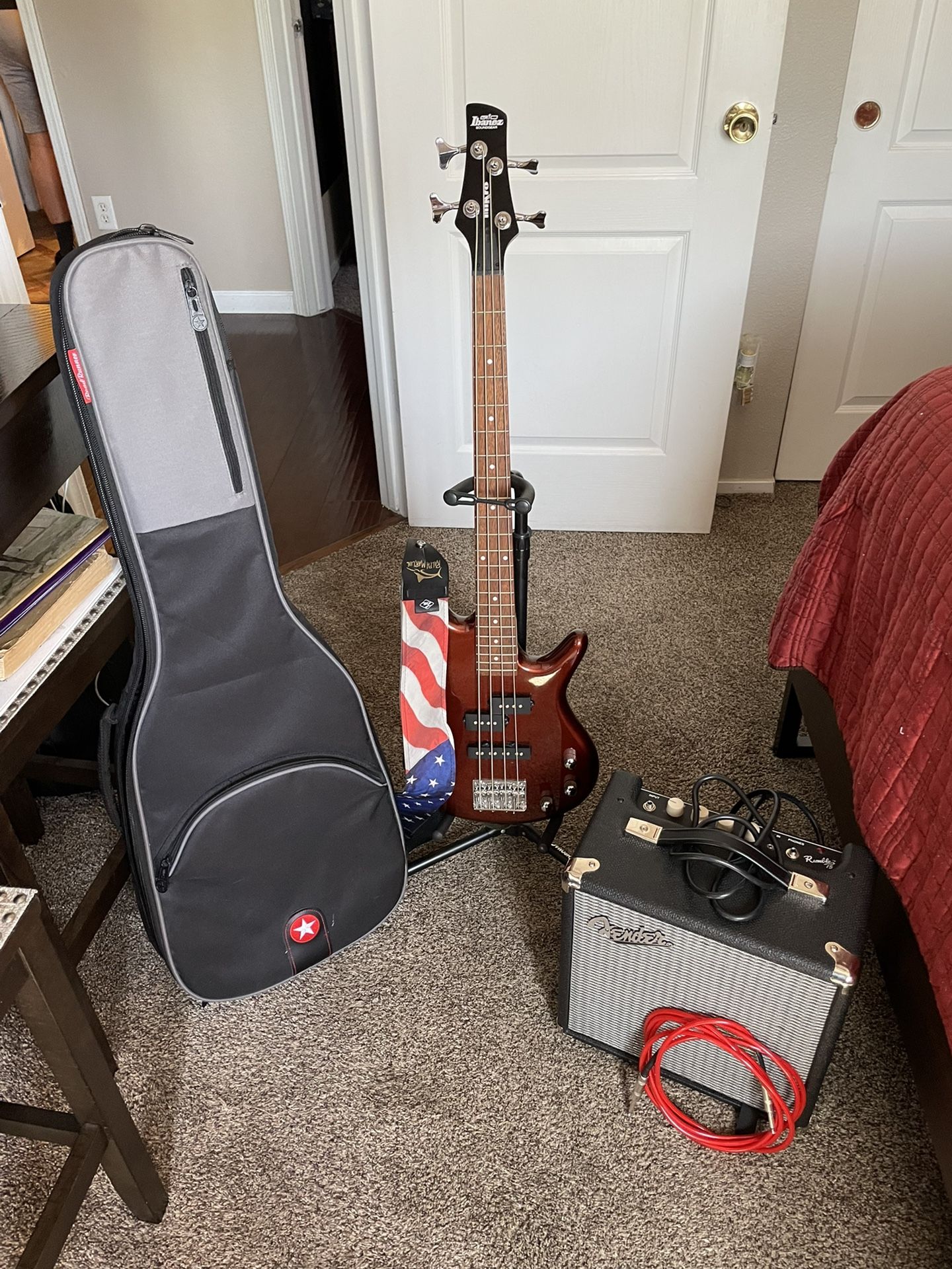 Ibanez Bass, Fender amp, Road Runner Gig Bag, Fender Cable, Ralph Martin Strap