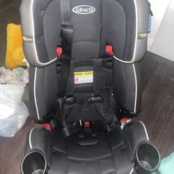 Graco 4EVER Carseat
