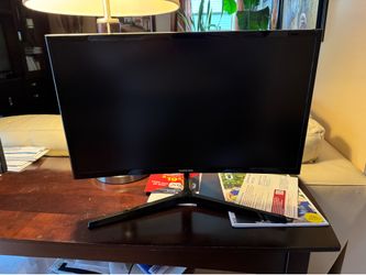 Curved Samsung monitor 1920x1080 144hz
