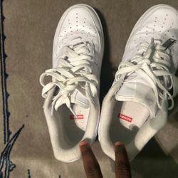 White supreme airforces 65$