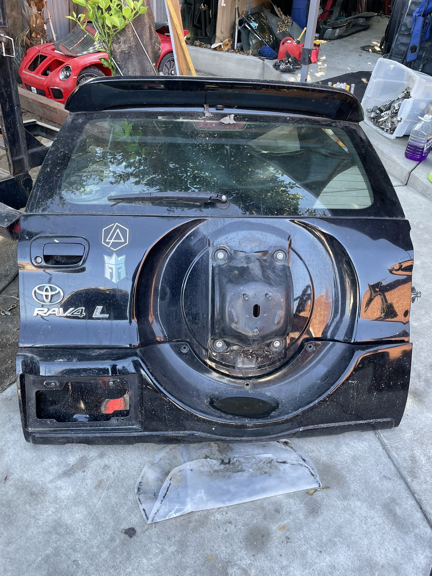 Toyota RAV4 Tail Gate 01-04