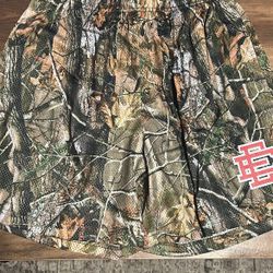 EE Shorts 
