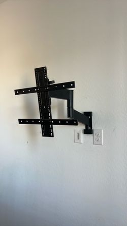 Wall TV Mount