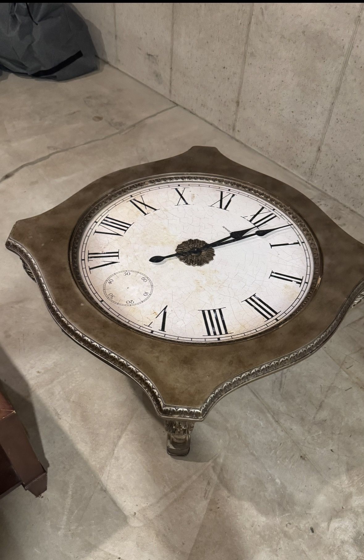 Coffee Table Clock Howard Miller