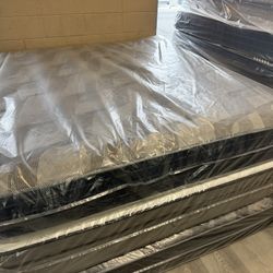 NEW CALIFORNIA KING MATTRESS 