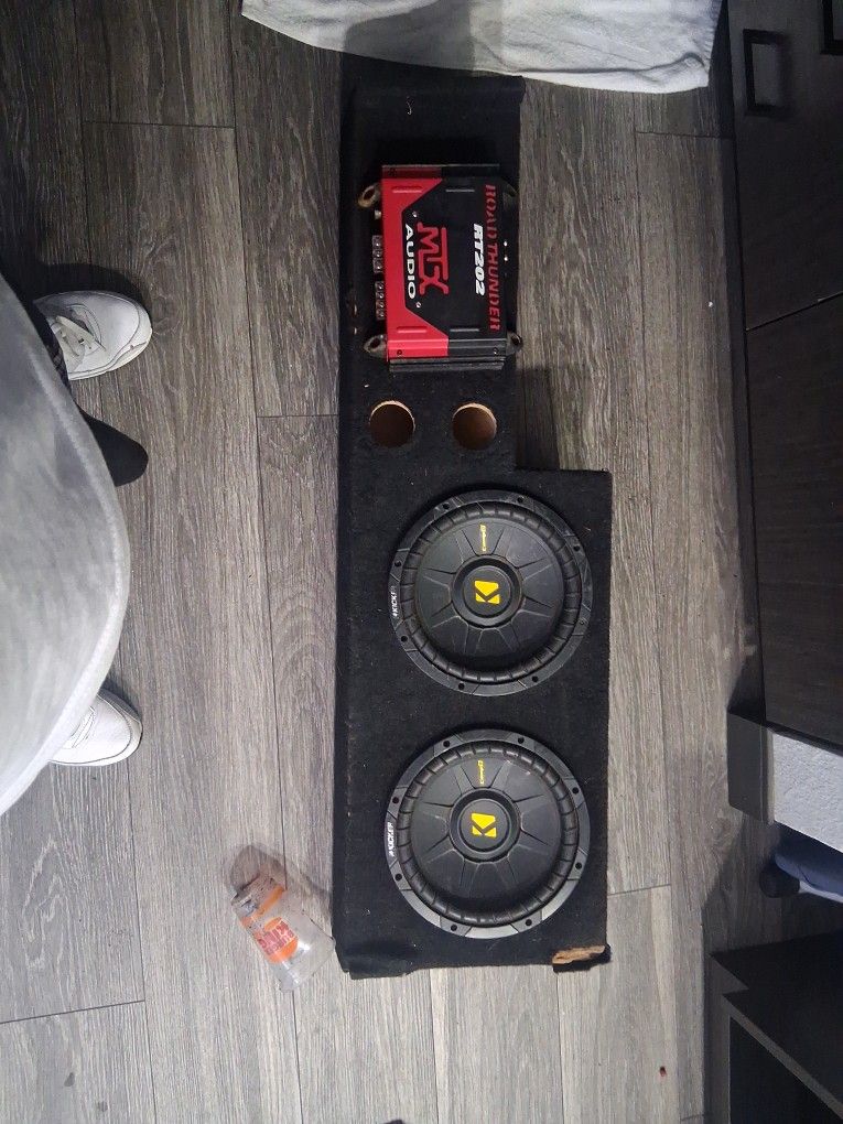 Sub Woofers Kickers 10 In