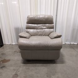 Flexsteel Taupe Leather Recliner Chair