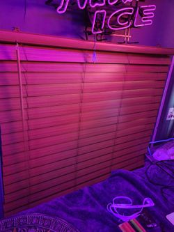 BRAND NEW BLINDS...DIFFERENT SIZES...DIFFERENT PRICES..SE HABLA ESPANOL..CHECK OUT MY PAGE FOR MORE...