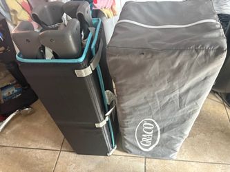 2 pack & play for baby / 20.00$ each