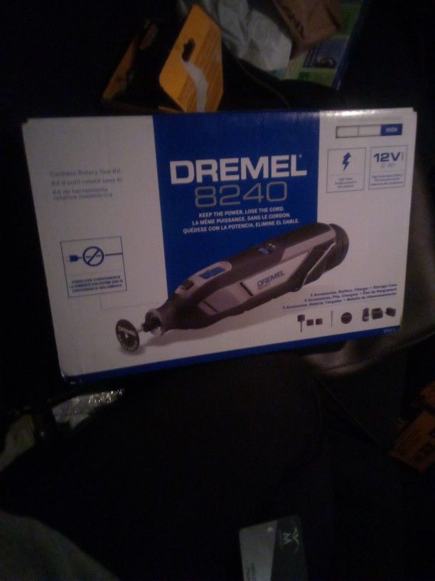 Dremel 8240 Kit