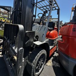 Toyota Forklift 5500 Lbs Capacity 