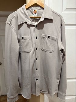 Men’s button up long sleeve