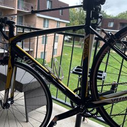 Specialized Allez Sport M Size 54 DT Swiss Aluminum Wheels  Open To Trades 