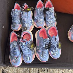 athletic shoes memory works