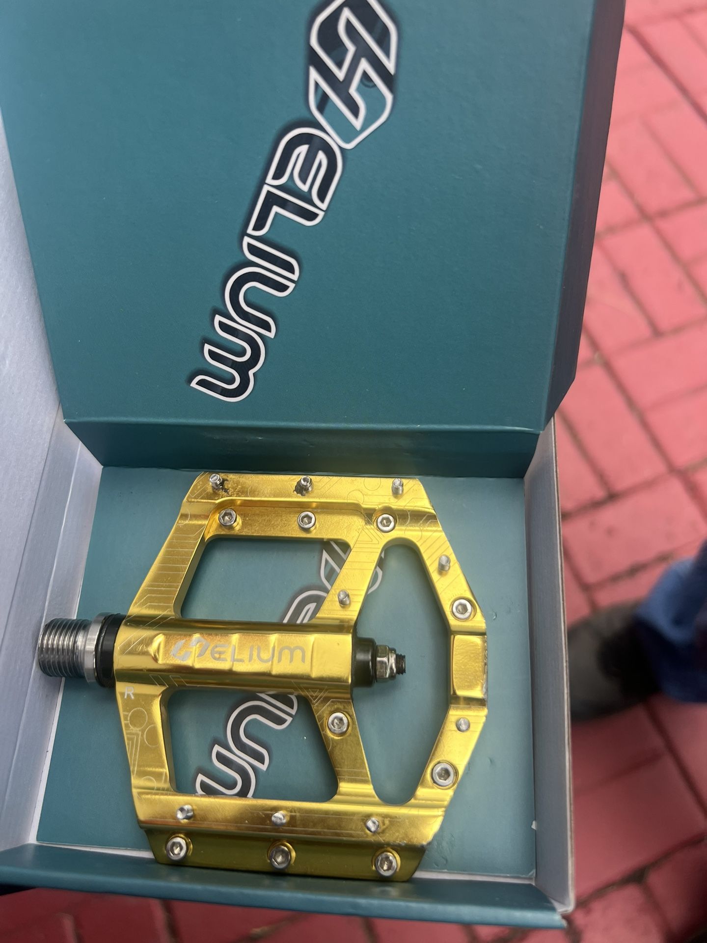 Helium BMX Bike Pedals