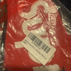 Supreme logo face mask 