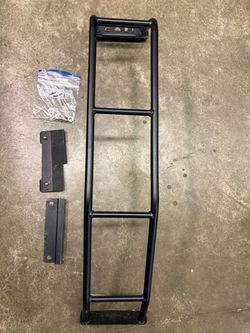 4 Runner Ladder