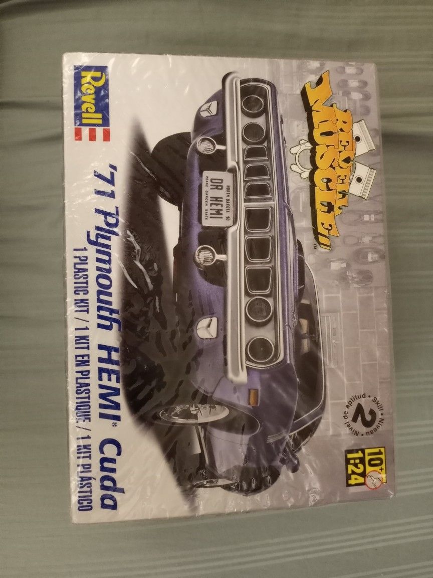 Revell Muscle '71 Plymouth Hemi Cuda