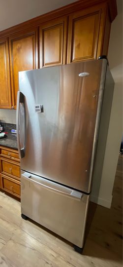 Whirlpool refrigerator