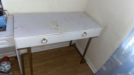 Vanity / Desk