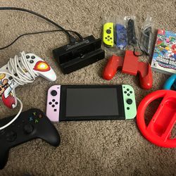 Nintendo Switch + Extras