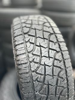 Pireli 275/65/18 Almost New Tires 95% Of Life 