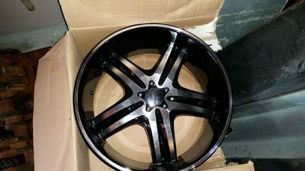 Chevy 5 lug only have 2 of them they are 20×9